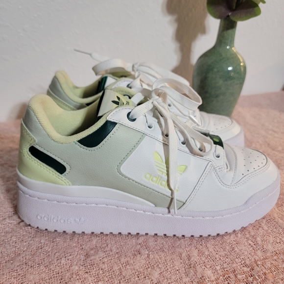 adidas Shoes - Adidas Green Shoes